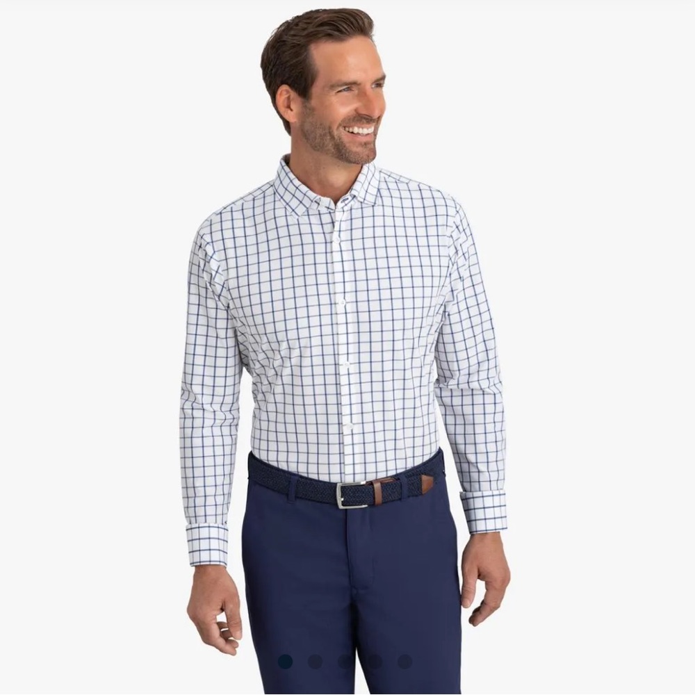 Mizzen + Main dark blue window pane medium trim